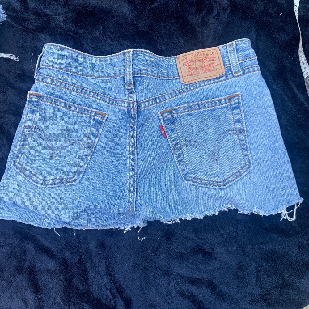 Y2K LEVI'S SUPERLOW CUTOFF LIGHT DENIM JEANS SHORTS DAISY DUKES 3